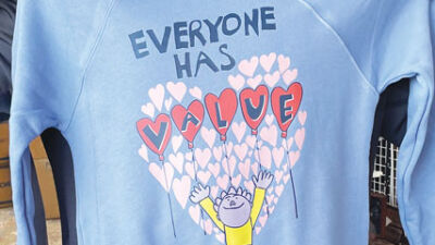  Community unites behind autistic man&rsquo;s message of love 