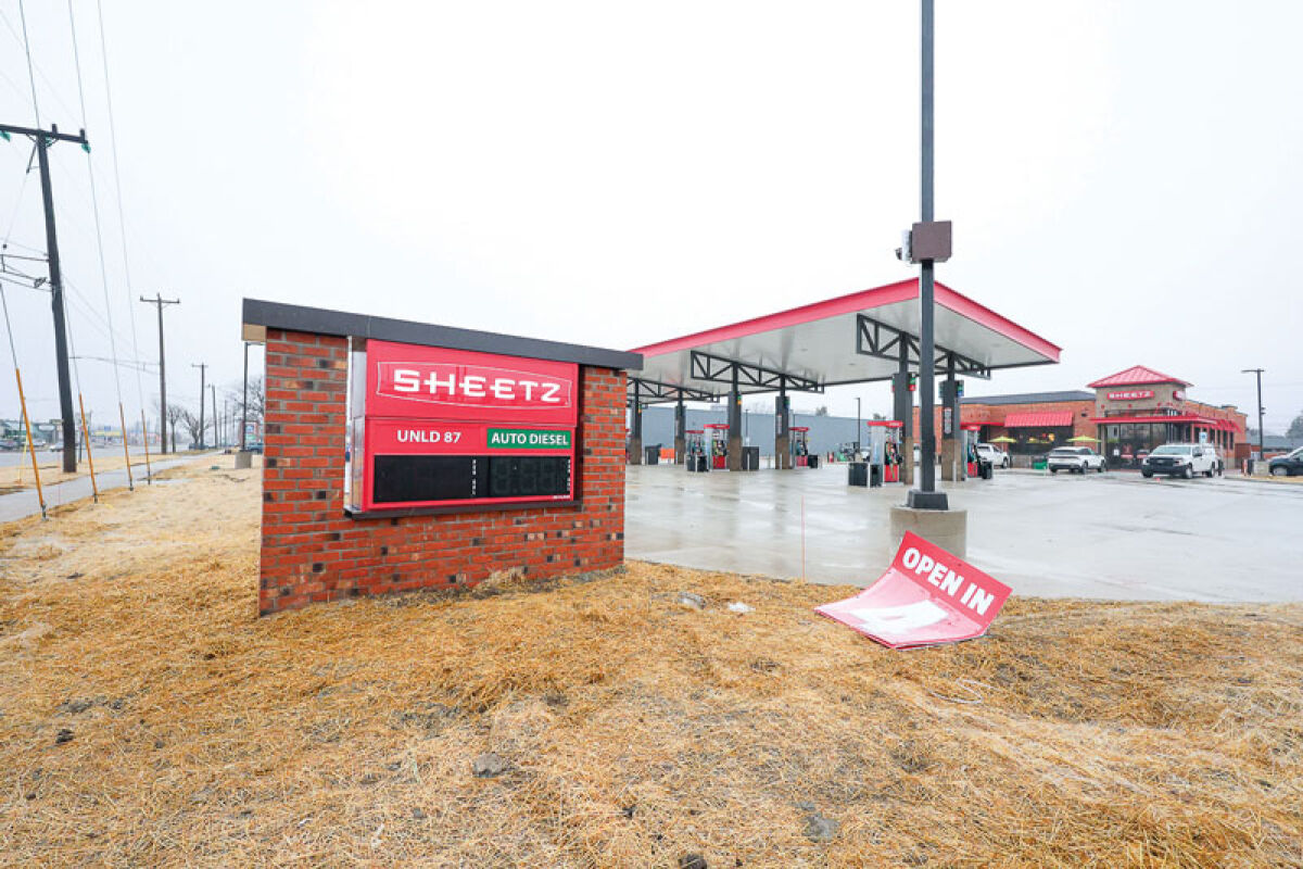  A new Sheetz gas station and cafe, located at 19001 Nine Mile Road, at Beaconsfield Avenue, in Eastpointe, was scheduled to open at 9 a.m. Feb. 24, after the Eastsider’s press time, according to a statement from the company. 