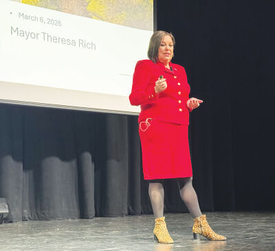  In her State of the Cities address at Farmington High School March 6, Farmington Hills Mayor Theresa Rich described the benefits of the city’s recent strategic visioning.   