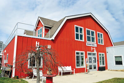  Bowers Farm offers hands-on learning experiences for youth. 