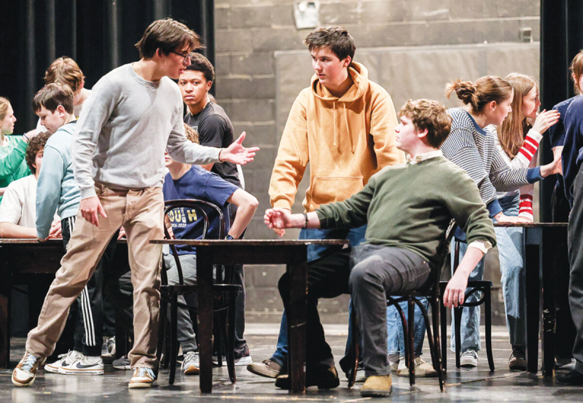  The “Les Misérables” cast rehearses a scene. 