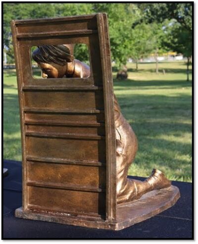  This shows another angle of what the completed statue will look like. 