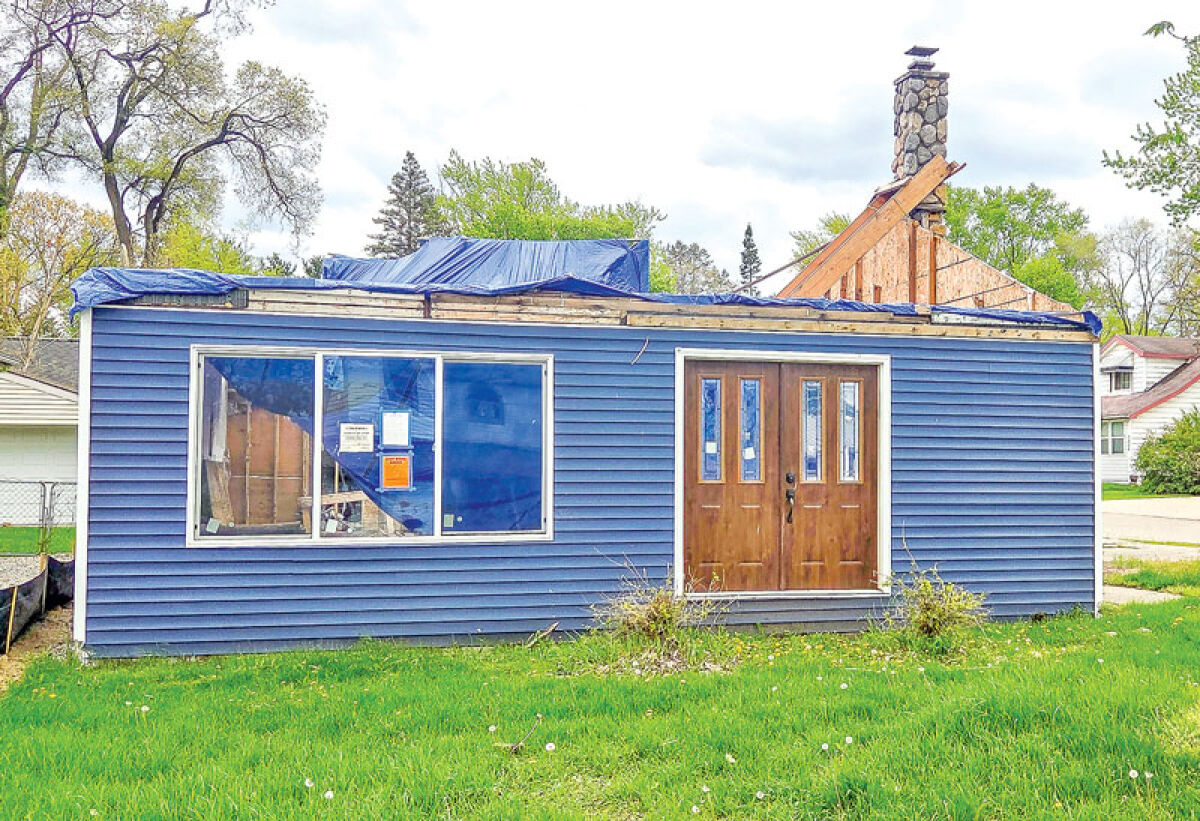 Building officials in West Bloomfield Township say this property at 7689 Detroit Boulevard is unsafe and should be demolished by June 30. 