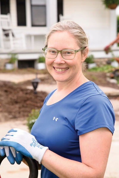 Garden coach Jennifer Ott,  of My Thyme Gardens, says many  people reach out to her when  they’re in a landscaping lurch. 