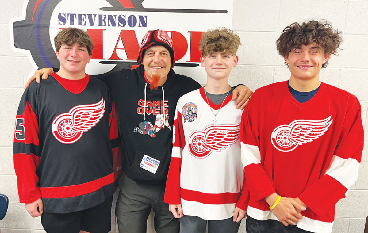  Detroit Red Wings hockey legend Darren McCarty stopped by the Stevenson High School Manufacturing, Automation, and Design Engineering program to view a presentation on a historic Red Wings hockey game by students Jacob Cox, Johnathan Konwerski and Austin Simpson. 