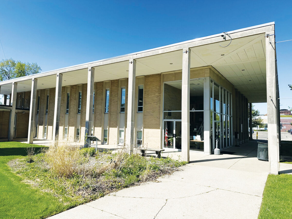  Ferndale voters will consider during the Nov. 3 election whether a current member of the City Council must resign in order to run for mayor. 
