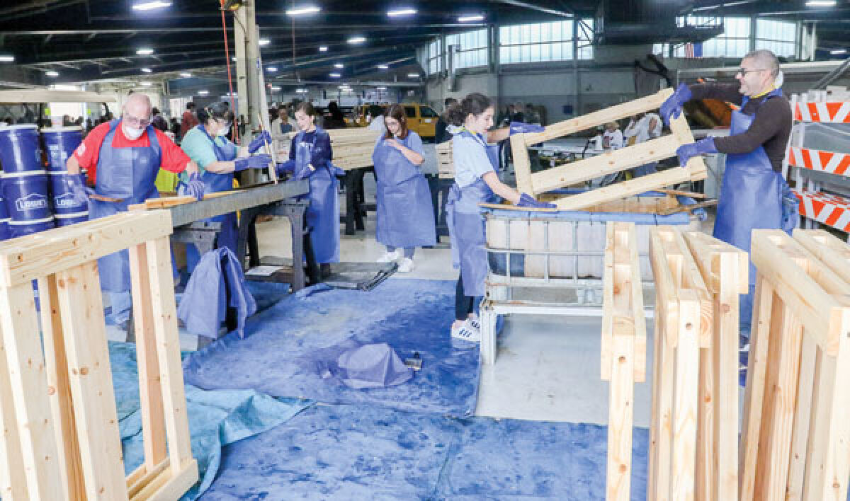  The Western Wayne County chapter of Sleep in Heavenly Peace held its build and bedding drive Nov. 5 at the Southfield’s Department of Public Works. 