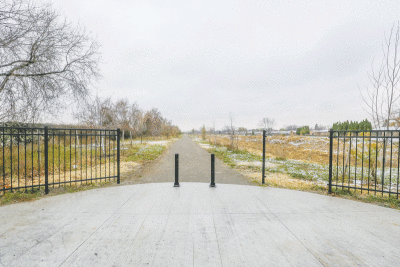  One entrance to the trail is on the east side of Schoenherr Road, south of Metropolitan Parkway. 