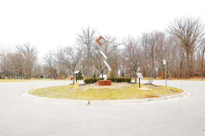  A Lifetree at Leroy H. Imus Park was installed in memory of Sterling Heights police Officer Leroy Imus, who was killed by a hit-and-run driver while on duty in 1971. 