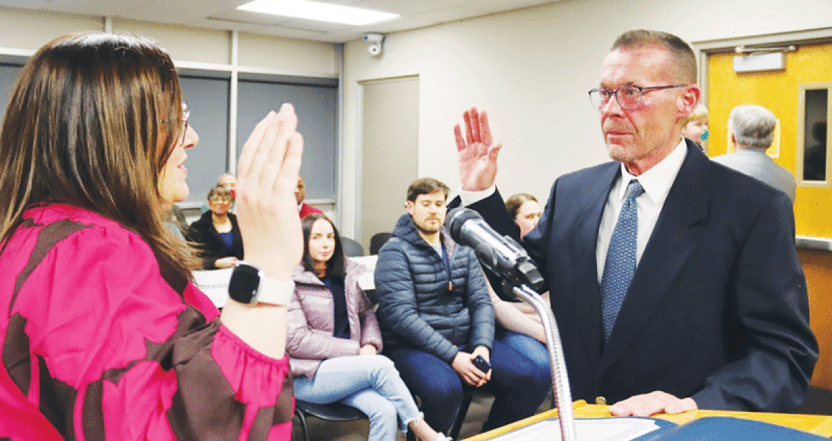  Mike Dooley was sworn in as a member of the Berkley City Council during its Jan. 9 meeting. Dooley was appointed to fill the vacant seat left by Natalie Price. 