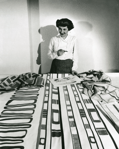  Ruth Adler Schnee’s works with designs for “Slits and Slats and Pits and Pods.” 