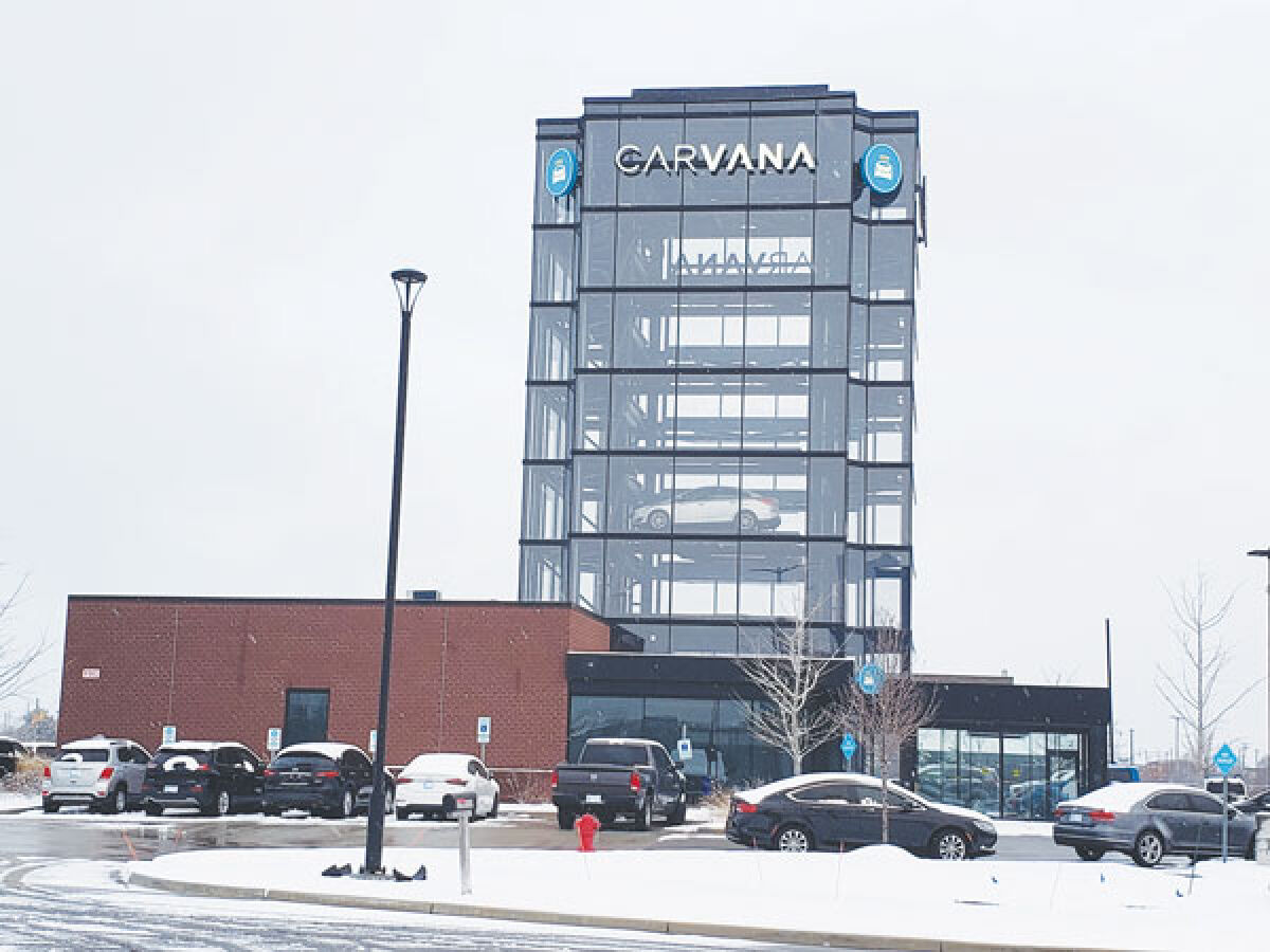  The Carvana Vending Machine in Novi, seen here on Jan. 22, will remain active although the e-commerce business has surrendered its Michigan license as part of a settlement agreement with the Michigan Department of State. 