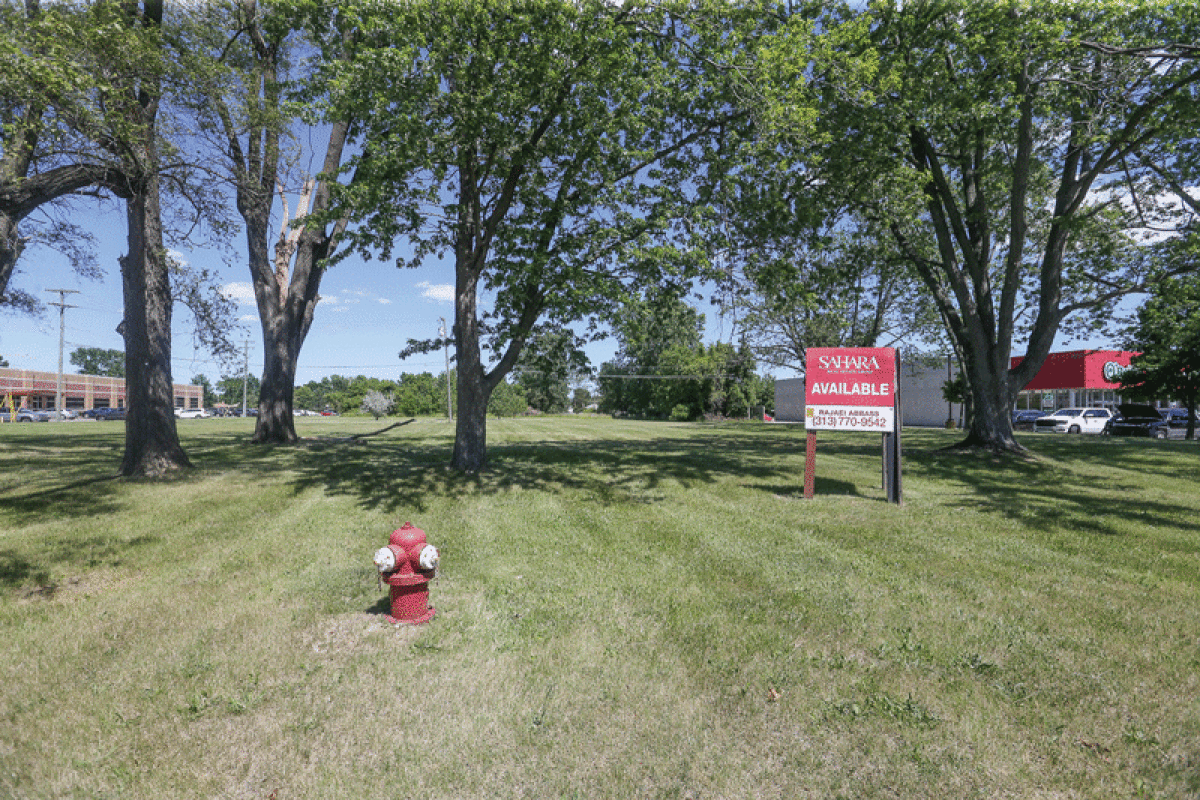  In June, the Sterling Heights City Council approved the rezoning of a plot of vacant land on Schoenherr Road, north of 14 Mile Road, between O’Reilly Auto Parts and a DMC Physical Therapy and Sports Medicine clinic. 