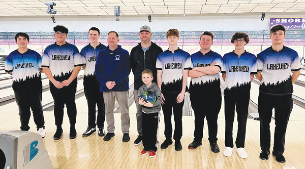  St. Clair Shores Lakeview bowling secured the school’s first-ever undefeated season en route to a Macomb Area Conference White division title this year. 
