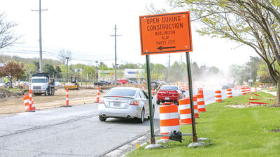  The city of Farmington Hills is reminding residents that driveways to local businesses are still accessible during a construction project that is taking place on Orchard Lake Road between 13 Mile and 14 Mile roads. 