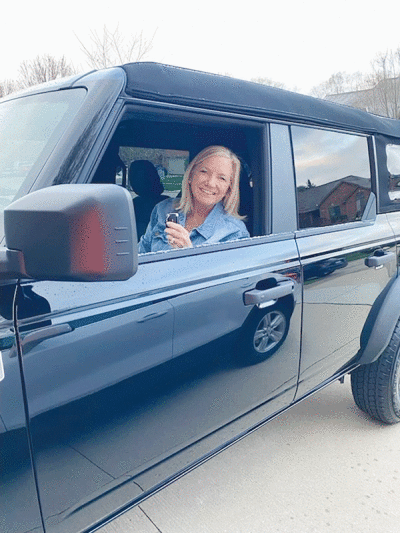  Franks received a vehicle lease of her choice from the Suburban Collection, and she chose a Ford Bronco. 