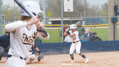  Fraser seniors lead search for another MAC-Blue softball title 