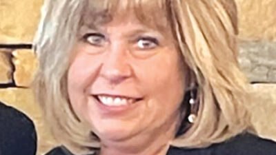  Royal Oak’s Pam Moore earns statewide distinguished service award 