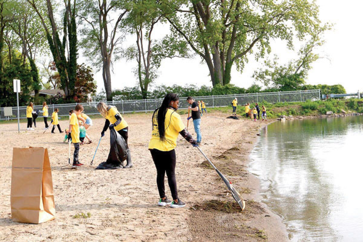  Volunteers clean up Blossom Heath Park as part of the 28th Annual Nautical Coast Cleanup. 