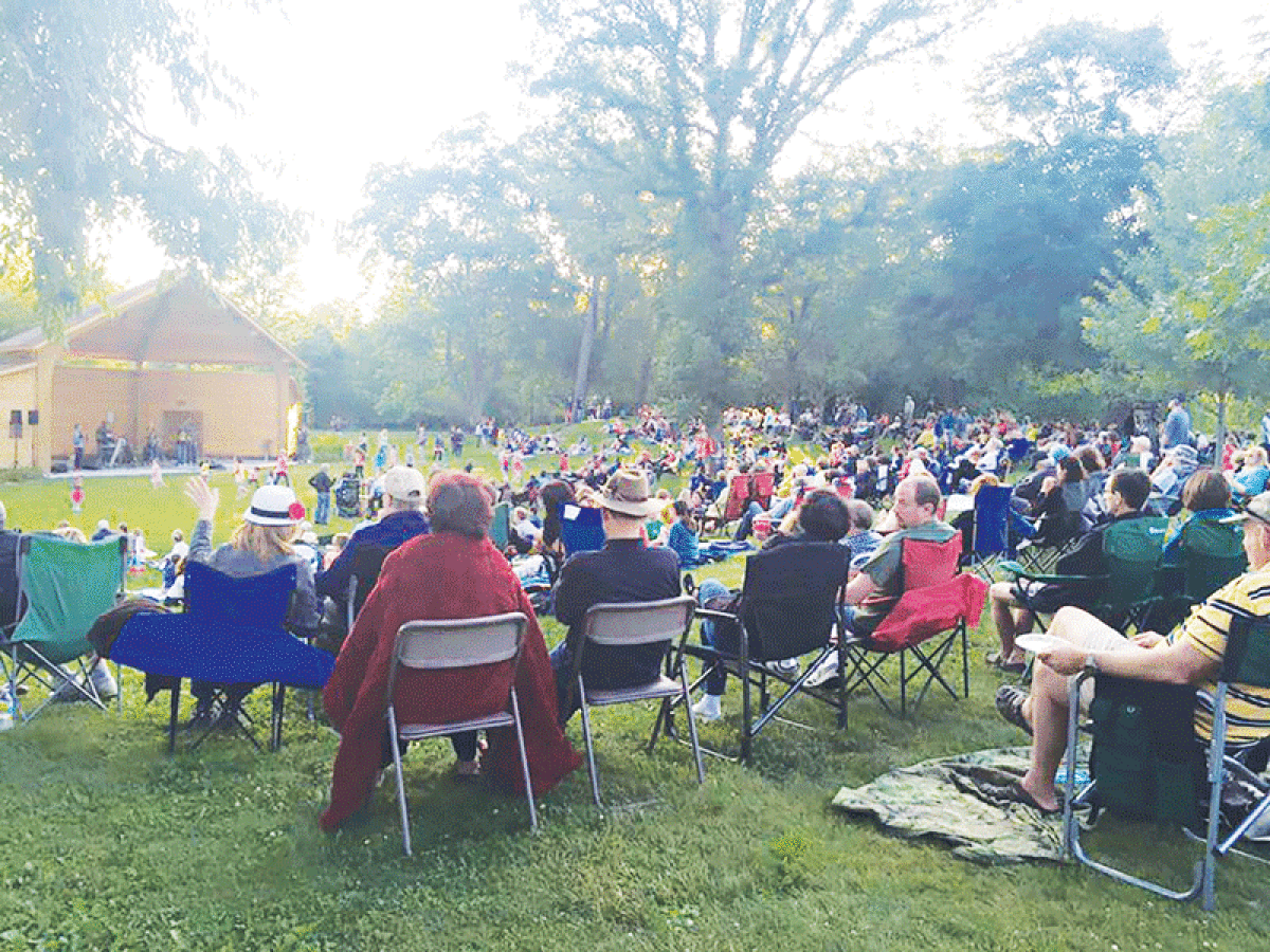  Sponsored by the Kiwanis Club of Rochester, the series features seven concerts, which take place 7:30-9:30 p.m. Thursdays in and around the band shelter in Rochester’s Municipal Park, located behind City Hall, at 400 Sixth St. 