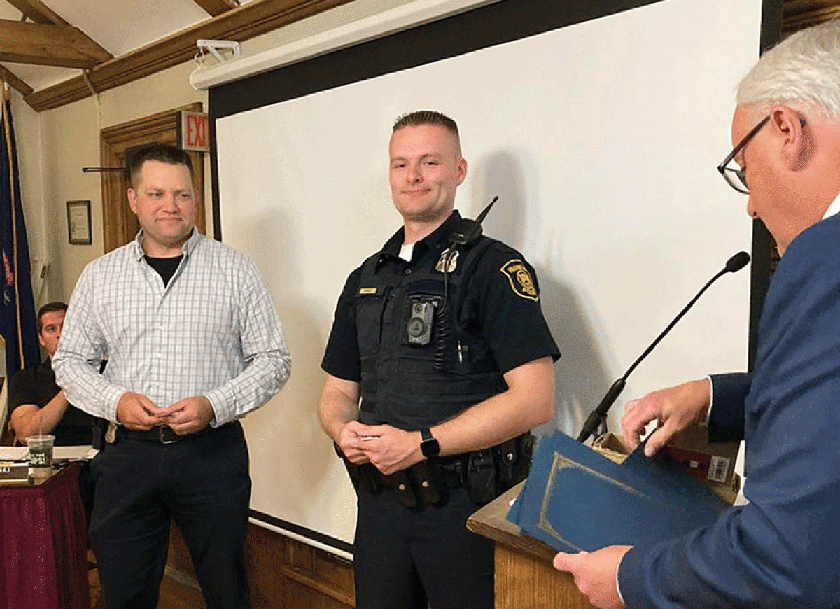  Officer Kevin O’Shea and Sgt. Justin Wells received departmental citations at the ​​Franklin-Bingham Farms Police Department awards ceremony. 