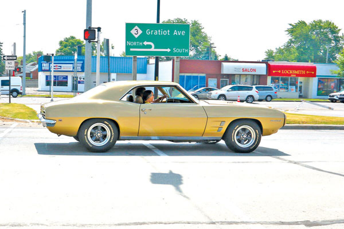  On June 17, car lovers felt nostalgic during the 24th annual Eastpointe Cruisin’ Gratiot. A special lane was set up for classic car cruisers to drive the avenue between Eight Mile and 10 Mile roads.  