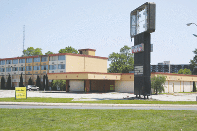  The motel at 1 North River Road on July 10, hours before Mount Clemens city commissioners approved a deal with developer Jim George to turn the former Victory Inn into a 100-unit apartment complex. 