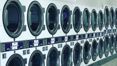  Save Time and Money with Super Laundromat 