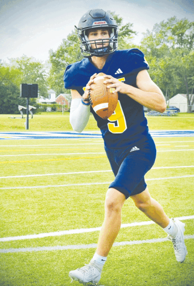  Royal Oak Shrine Catholic looks to improve on their 3-6 record in 2022 behind the arm of sophomore quarterback Caydin Barbato. 