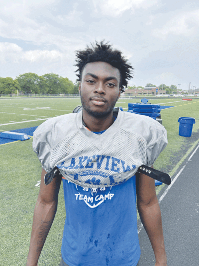  St. Clair Shores Lakeview senior defensive end David Osagiede will anchor the Huskies defense in 2023 as the team looks to carry the momentum of a successful 2022 season into this year. 