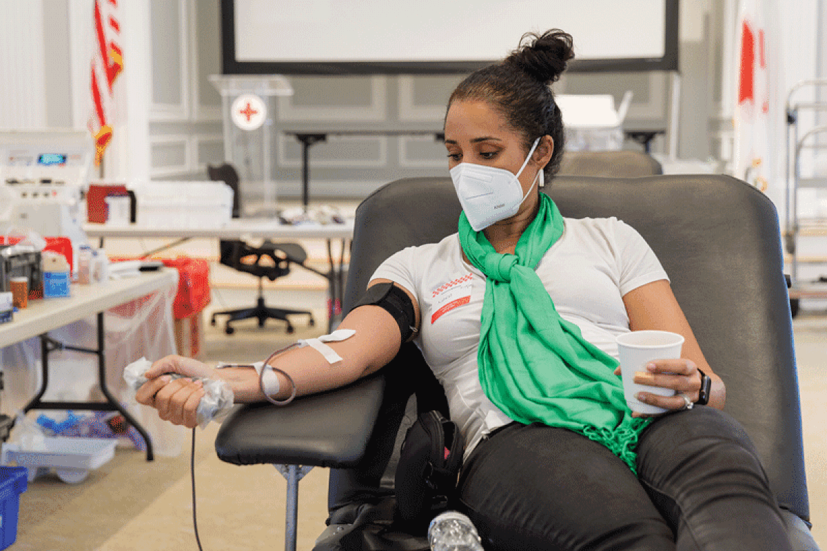  The American Red Cross is offering incentives to recruit donors to combat the current national blood shortage.  