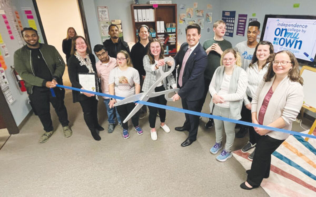  On My Own of Michigan hosted a ribbon cutting Nov. 15 to celebrate its new Independence College program, which helps those with developmental disabilities learn to live independently. 