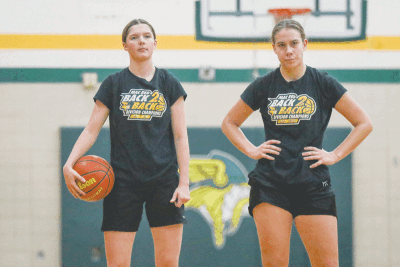  Grosse Pointe North seniors Jenna Winowiecki, right, and Natalie Babcock, left, will be senior captains who North relies on this season alongside senior Julia Liagre. 