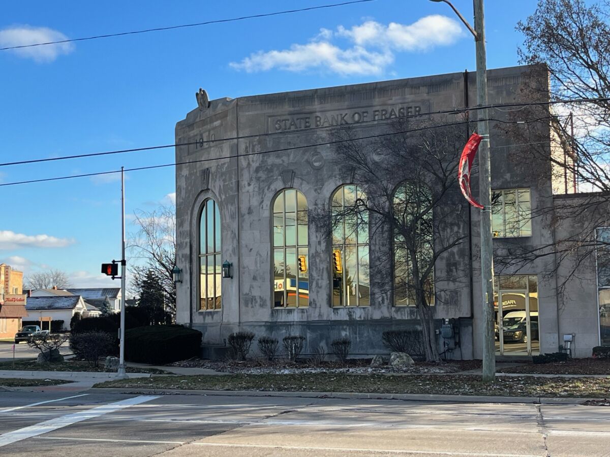  The Fraser Planning Commission voted unanimously on Jan. 3 to deny a request to rezone the site of the former State Bank of Fraser. 
