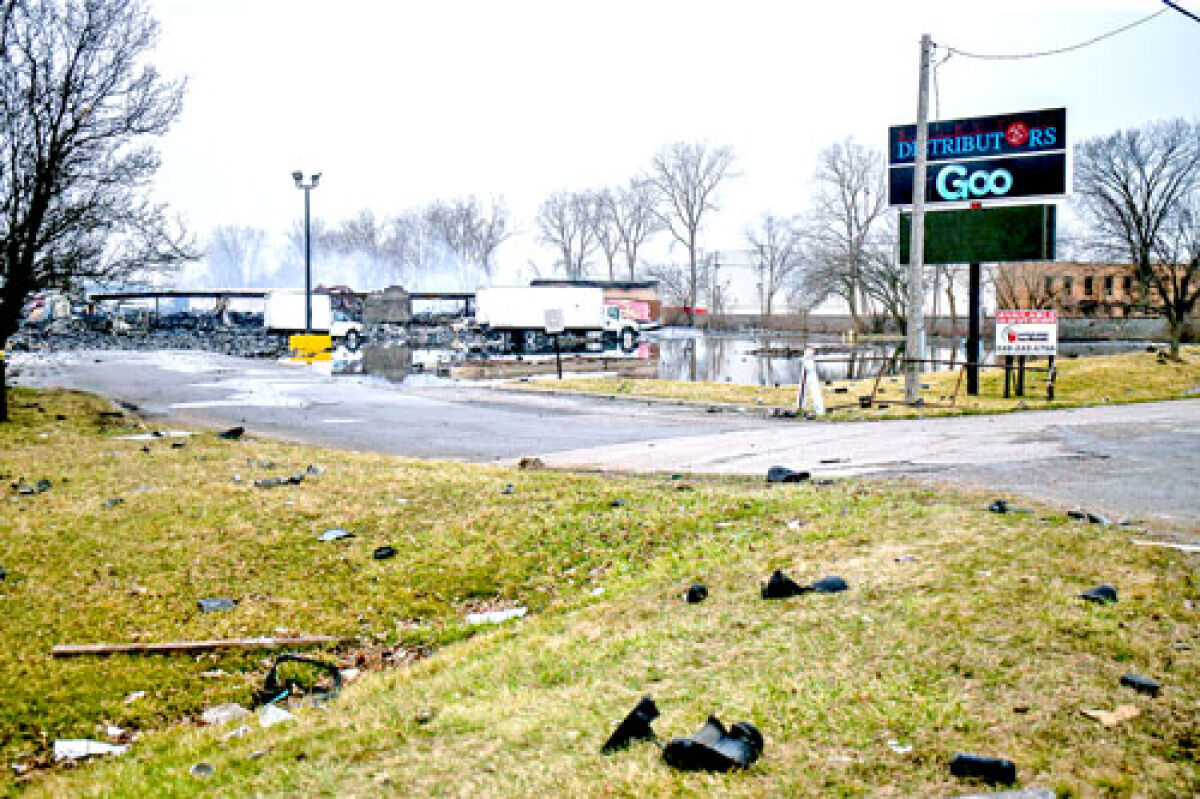  At the Clinton Township Board of Trustees meeting on March 18, Township Supervisor Robert Cannon said the onsite investigation at the Select Distributors/Goo Smoke Shop property near 15 Mile Road and Groesbeck Highway is on hold until early April. He said it is important to have the different agencies investigating the explosions and fire work together to provide a unified finding. 
