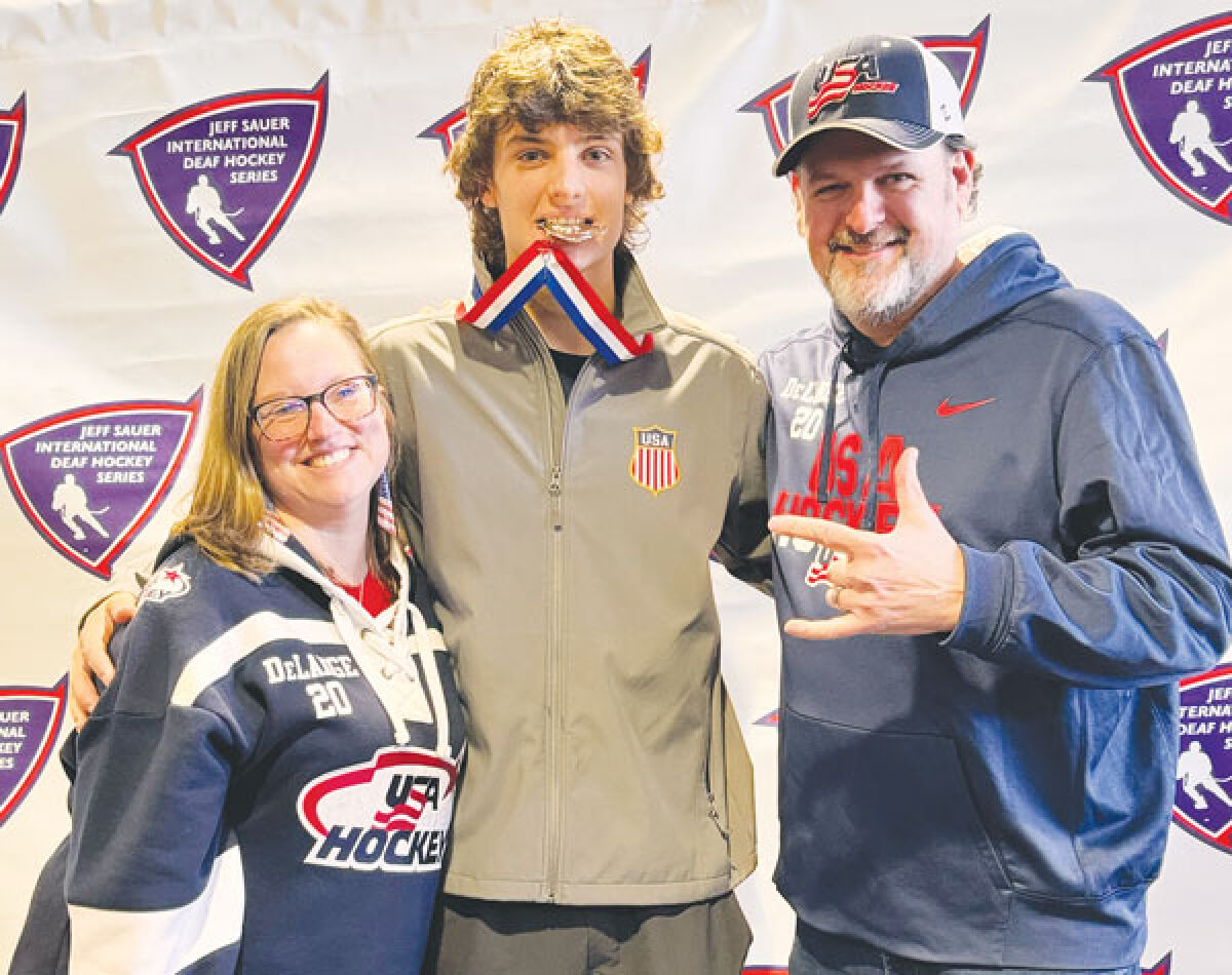  St. Clair Shores native Stewart DeLange earned a silver medal for Team USA in the Jeff Sauer International Deaf Hockey Series. 
