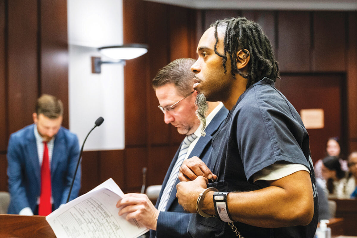  Stephano Nabors, right, stands at the podium with his attorney, Joshua Van Laan, during his sentencing Thursday, Oct. 9, 2025, in Macomb County Circuit Court in Mount Clemens. 