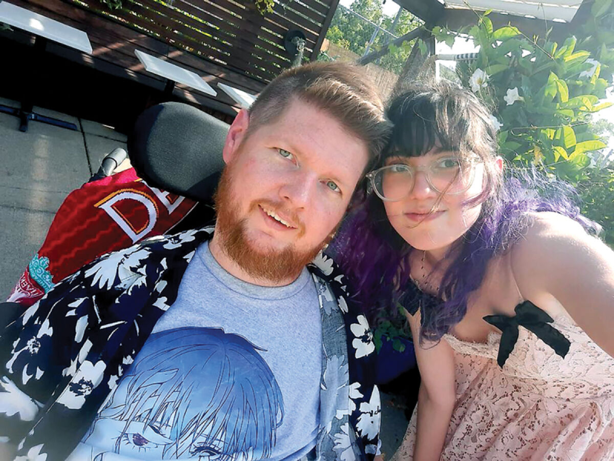  Gary Bartle’s resilience has inspired others. He is currently engaged to Bibi Baesso from Milan, Italy, who he met playing online videogames. 