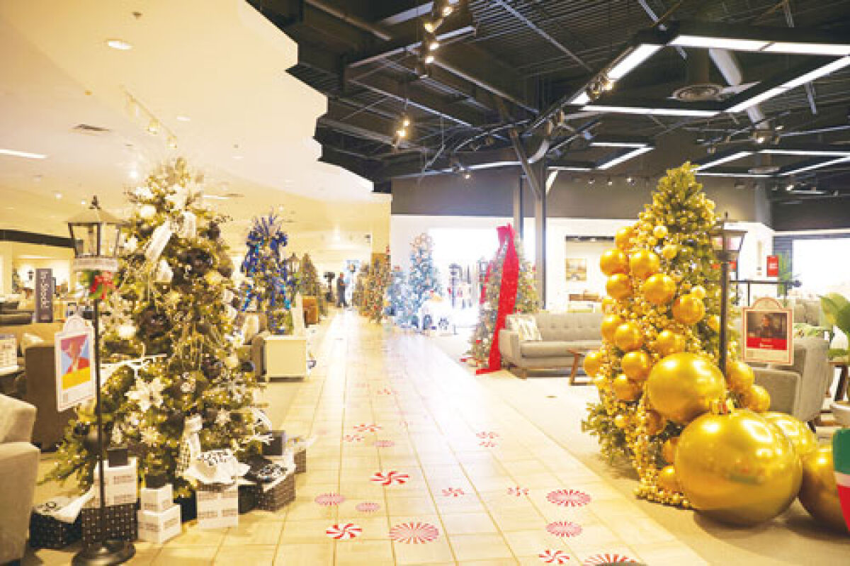  The popular “Parade of Trees” returned to Twinkle Town to again deck the halls. The trees — decorated by local celebrities, businesses and influencers — are lined along Candy Cane Lane and designed to benefit a charity of the celebrity’s choice. 