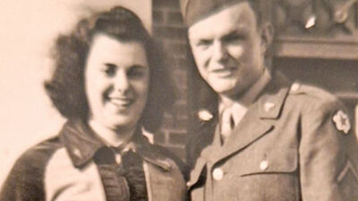  Woman recognized for her work as a welder during World War II 